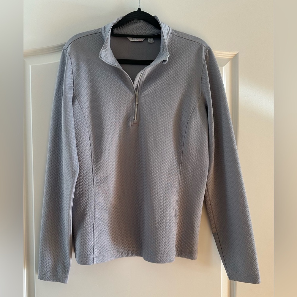 Nice ladies quarter zip golf
top
